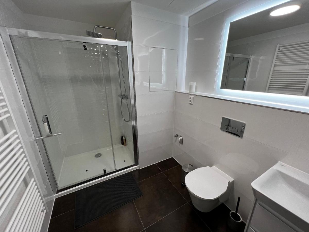 Apartman U Satoshiho Оломоуц Экстерьер фото